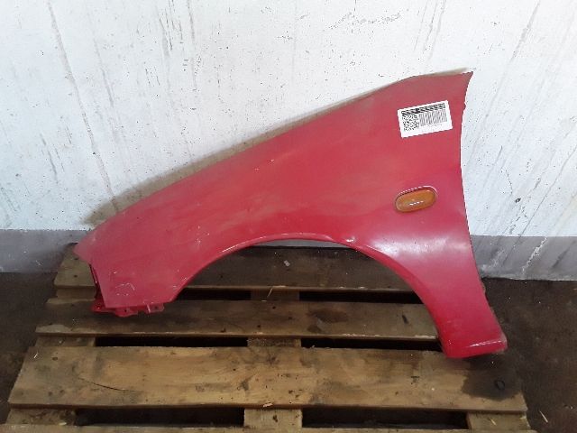 bontott MITSUBISHI COLT Bal első Sárvédő