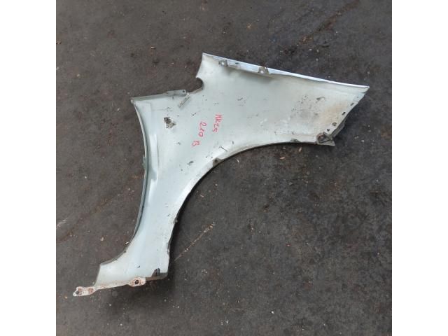 bontott MITSUBISHI COLT Bal első Sárvédő