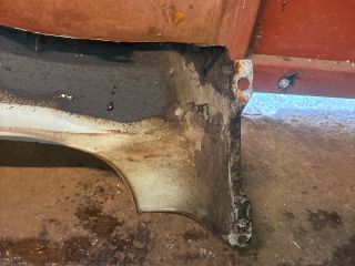 bontott MITSUBISHI COLT Bal első Sárvédő