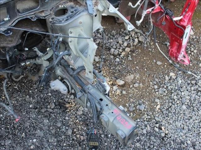 bontott MITSUBISHI COLT Bal első Ütközéscsillapító