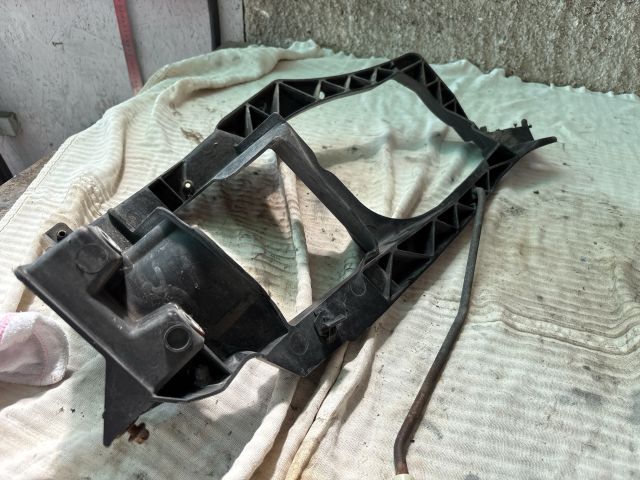 bontott MITSUBISHI COLT Bal Felső Homlokfal