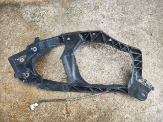 bontott MITSUBISHI COLT Bal Fényszóró Lámpakeret