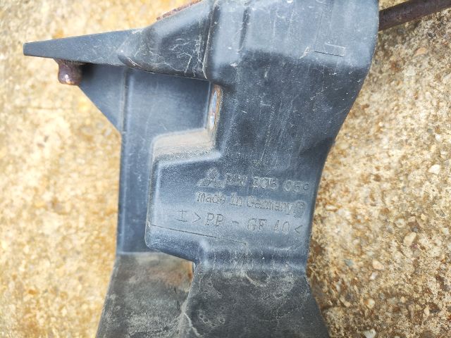 bontott MITSUBISHI COLT Bal Fényszóró Lámpakeret