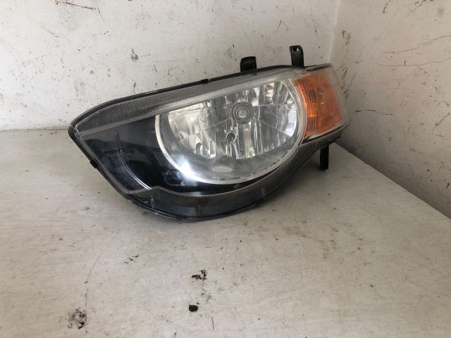 bontott MITSUBISHI COLT Bal Fényszóró