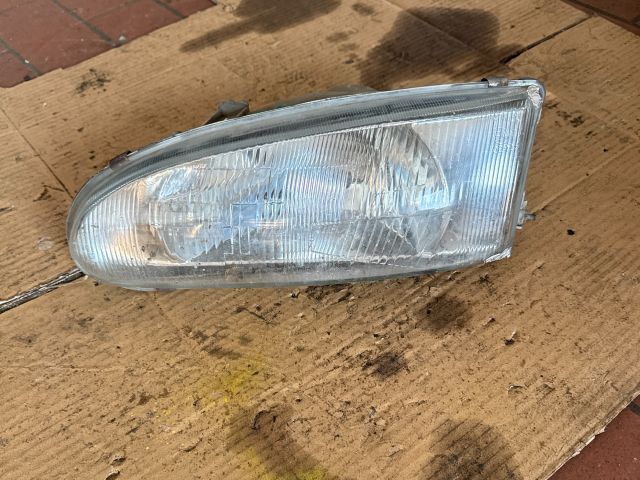 bontott MITSUBISHI COLT Bal Fényszóró