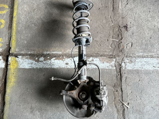 bontott MITSUBISHI COLT Bal Gólyaláb Csonkállvánnyal