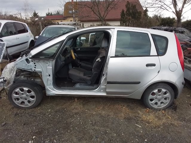 bontott MITSUBISHI COLT Bal hátsó Ablak