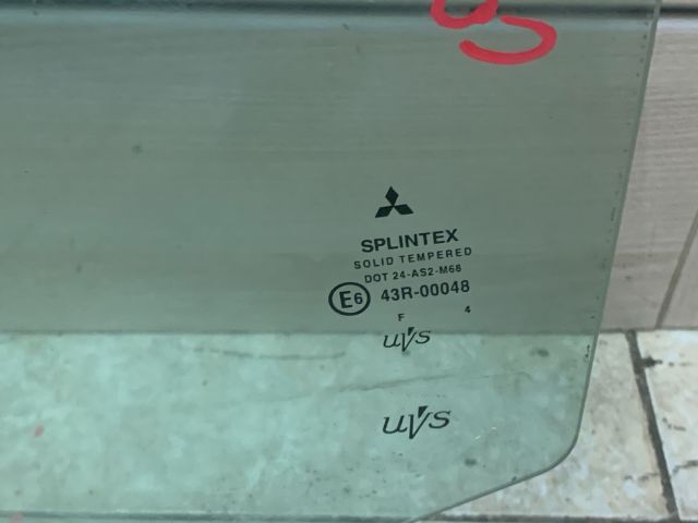 bontott MITSUBISHI COLT Bal hátsó Ablak