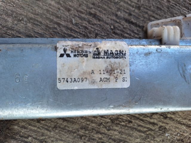 bontott MITSUBISHI COLT Bal hátsó Ablakemelő Szerkezet (Mechanikus)
