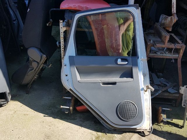 bontott MITSUBISHI COLT Bal hátsó Ajtó (Részeivel)