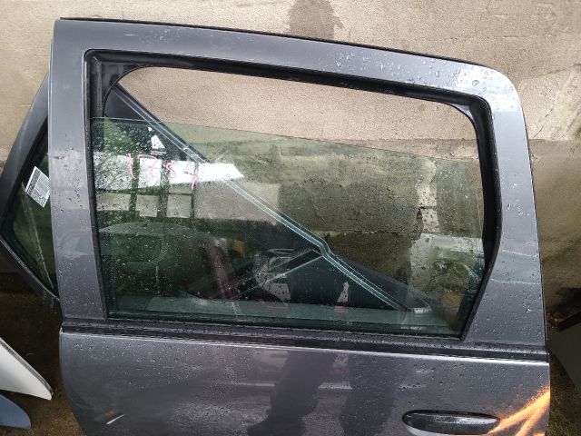 bontott MITSUBISHI COLT Bal hátsó Ajtó (Részeivel)