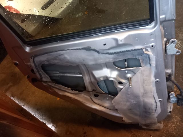 bontott MITSUBISHI COLT Bal hátsó Ajtó (Üres lemez)