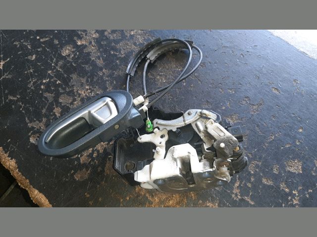 bontott MITSUBISHI COLT Bal hátsó Ajtózár