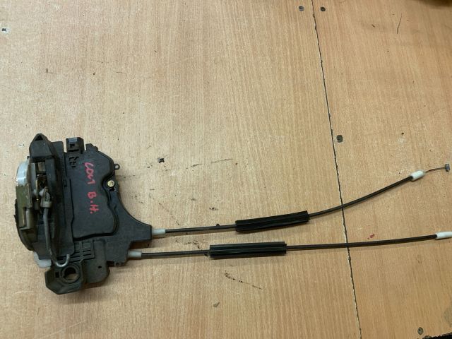 bontott MITSUBISHI COLT Bal hátsó Ajtózár