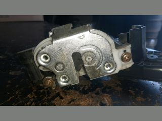 bontott MITSUBISHI COLT Bal hátsó Ajtózár