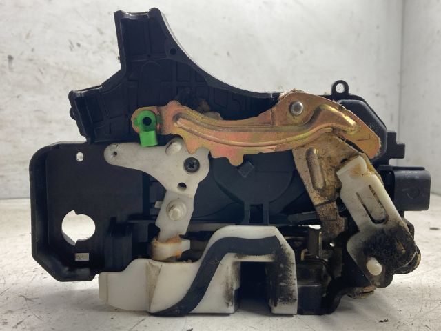 bontott MITSUBISHI COLT Bal hátsó Ajtózár