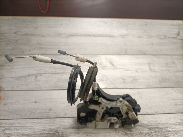 bontott MITSUBISHI COLT Bal hátsó Ajtózár