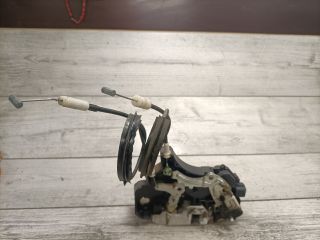 bontott MITSUBISHI COLT Bal hátsó Ajtózár