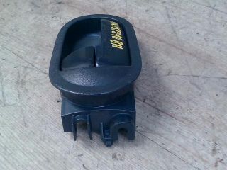 bontott MITSUBISHI COLT Bal hátsó Belső Kilincs