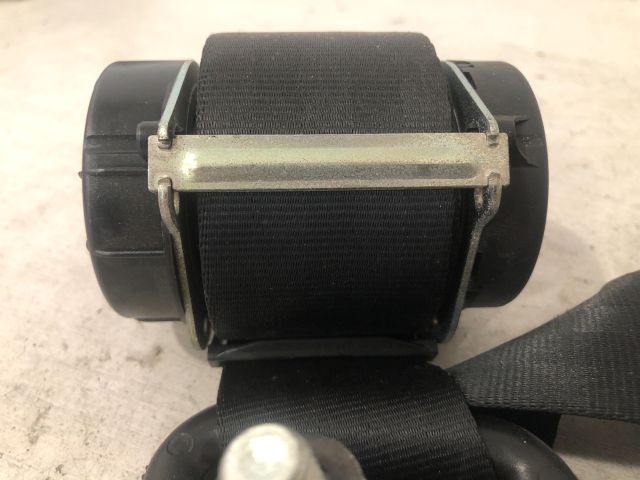 bontott MITSUBISHI COLT Bal hátsó Biztonsági Öv