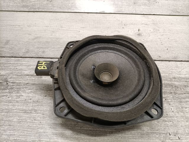 bontott MITSUBISHI COLT Bal hátsó Hangszóró