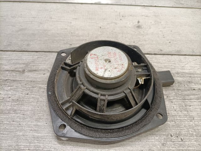 bontott MITSUBISHI COLT Bal hátsó Hangszóró