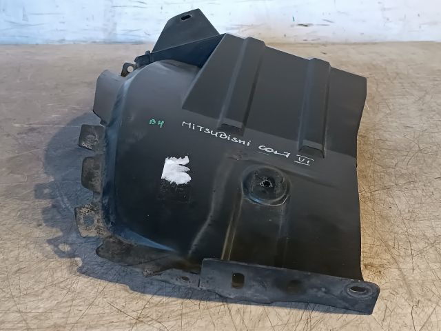 bontott MITSUBISHI COLT Bal hátsó Hátsó Dobbetét (Kerékjárati, Műanyag)