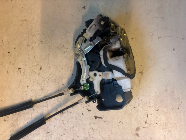 bontott MITSUBISHI COLT Bal hátsó Központizár Motor