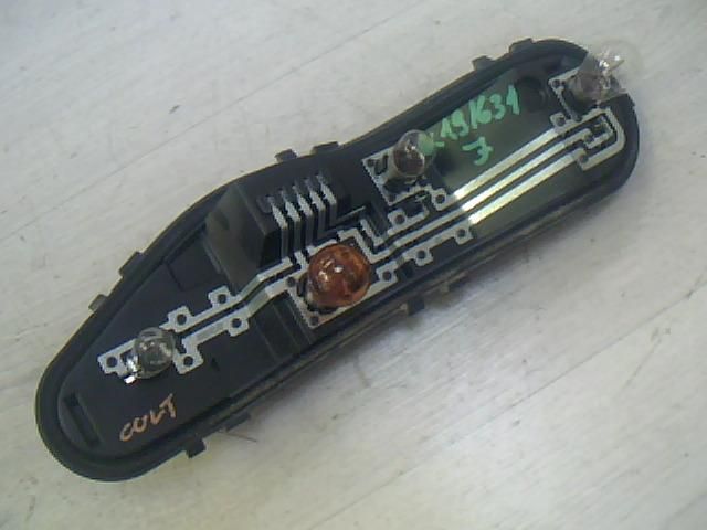 bontott MITSUBISHI COLT Bal Hátsó Lámpa Foglalat