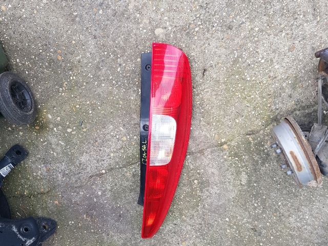 bontott MITSUBISHI COLT Bal Hátsó Lámpa