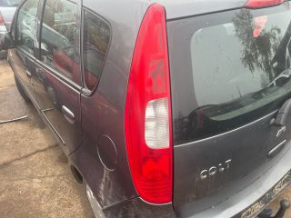 bontott MITSUBISHI COLT Bal Hátsó Lámpa