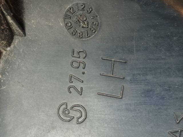 bontott MITSUBISHI COLT Bal Hátsó Lámpa