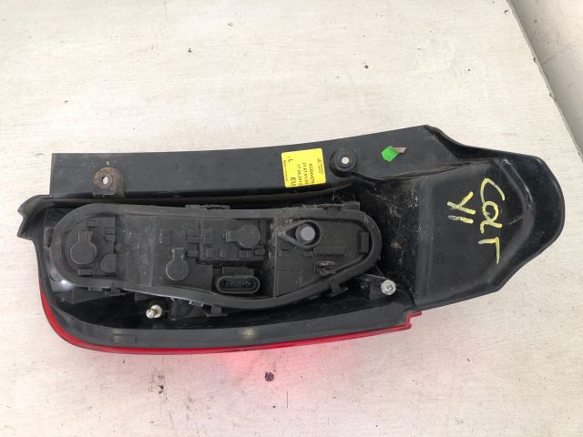 bontott MITSUBISHI COLT Bal Hátsó Lámpa