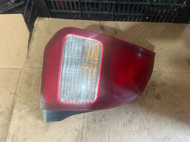 bontott MITSUBISHI COLT Bal Hátsó Lámpa