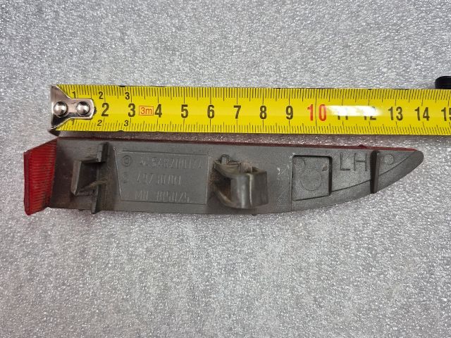 bontott MITSUBISHI COLT Bal hátsó Prizma