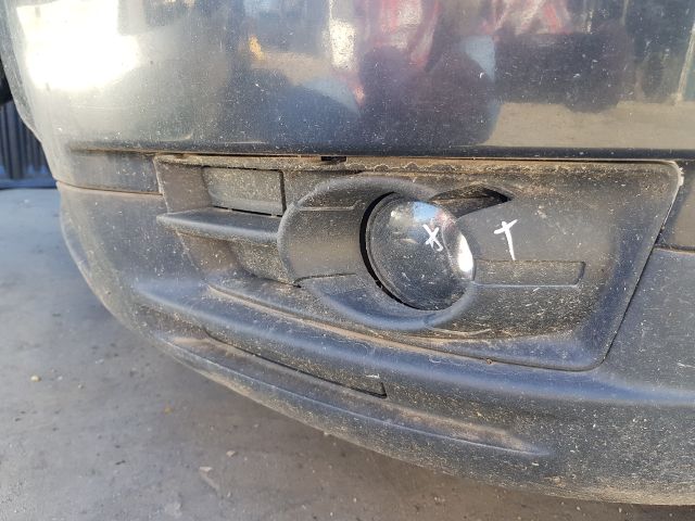 bontott MITSUBISHI COLT Bal Ködfényszóró Lámpakeret