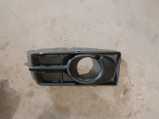 bontott MITSUBISHI COLT Bal Ködfényszóró Lámpakeret