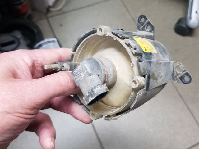 bontott MITSUBISHI COLT Bal Ködfényszóró