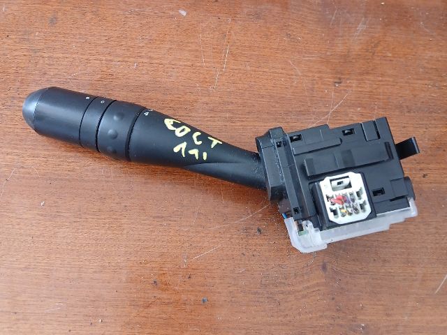 bontott MITSUBISHI COLT Bal Kormánykapcsoló Irányjelző