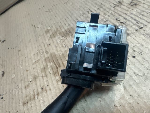 bontott MITSUBISHI COLT Bal Kormánykapcsoló Irányjelző