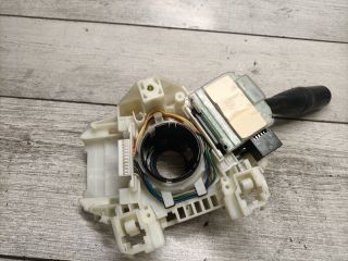 bontott MITSUBISHI COLT Bal Kormánykapcsoló Irányjelző