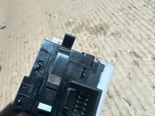 bontott MITSUBISHI COLT Bal Kormánykapcsoló Irányjelző