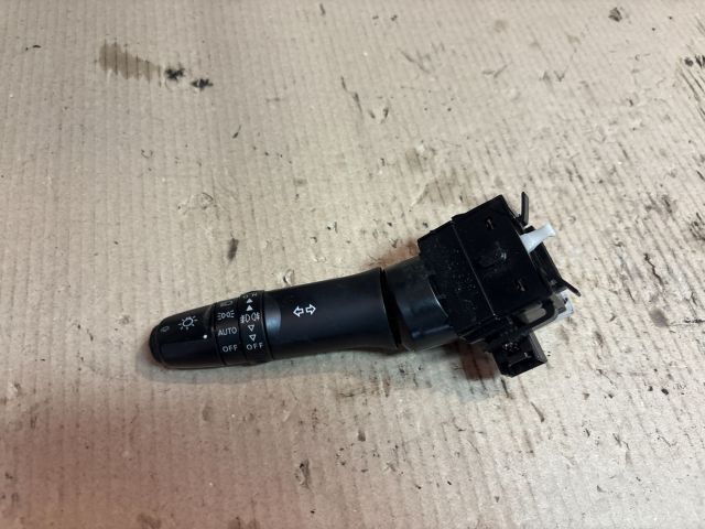 bontott MITSUBISHI COLT Bal Kormánykapcsoló Irányjelző