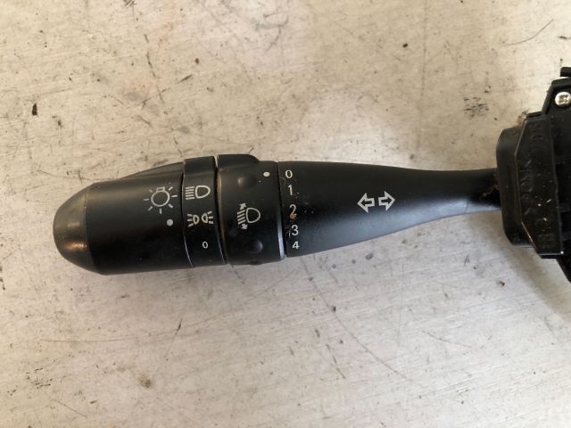 bontott MITSUBISHI COLT Bal Kormánykapcsoló Irányjelző