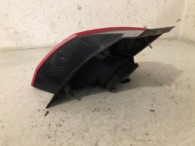 bontott MITSUBISHI COLT Bal Külső Hátsó Lámpa