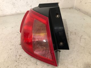 bontott MITSUBISHI COLT Bal Külső Hátsó Lámpa