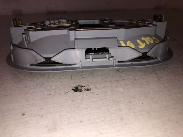 bontott MITSUBISHI COLT Beltér Világítás Első