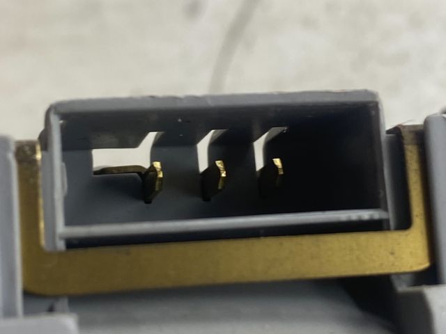 bontott MITSUBISHI COLT Beltér Világítás Első