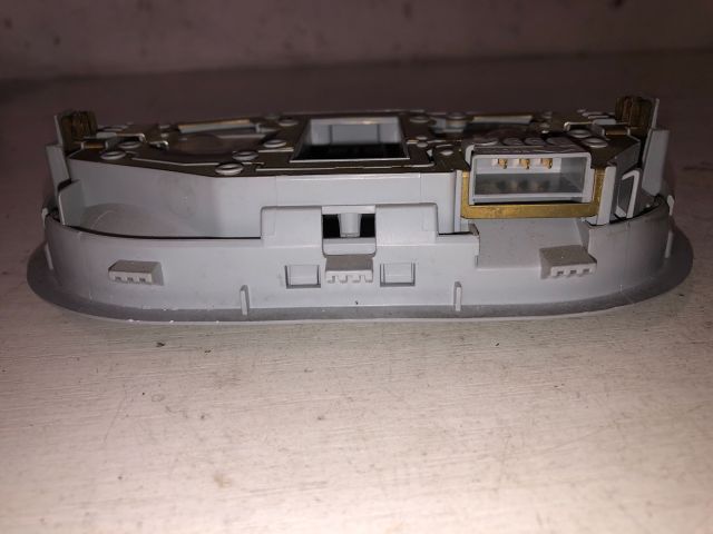 bontott MITSUBISHI COLT Beltér Világítás Első