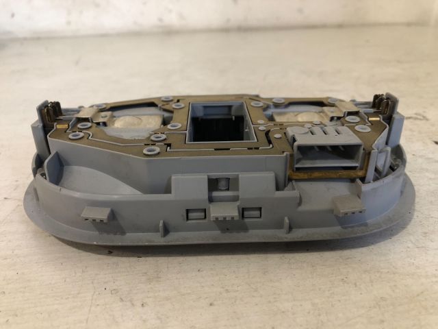 bontott MITSUBISHI COLT Beltér Világítás Első